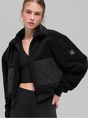 ALO Yoga Sherpa Edge Bomber Black sz Small